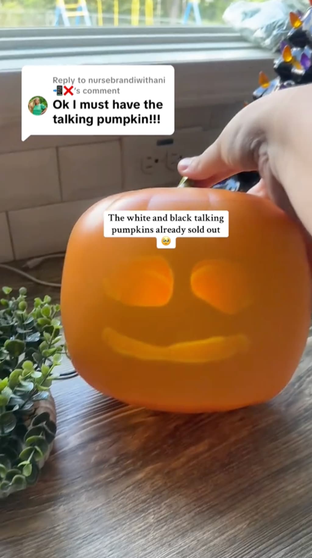 Talking & Singing Pumpkin By FRIGHTFEST